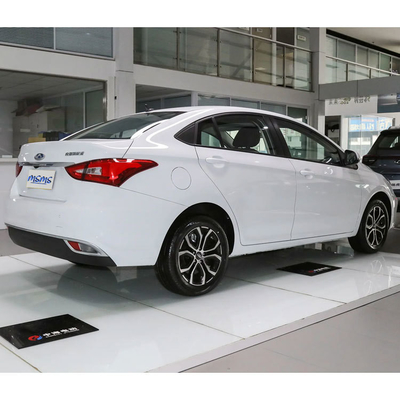 Η μέγιστη ταχύτητα 152 χλμ/ώρα Chery Areze e 401 χλμ. Ο τέλειος συνδυασμός ισχύος και αποτελεσματικότητας